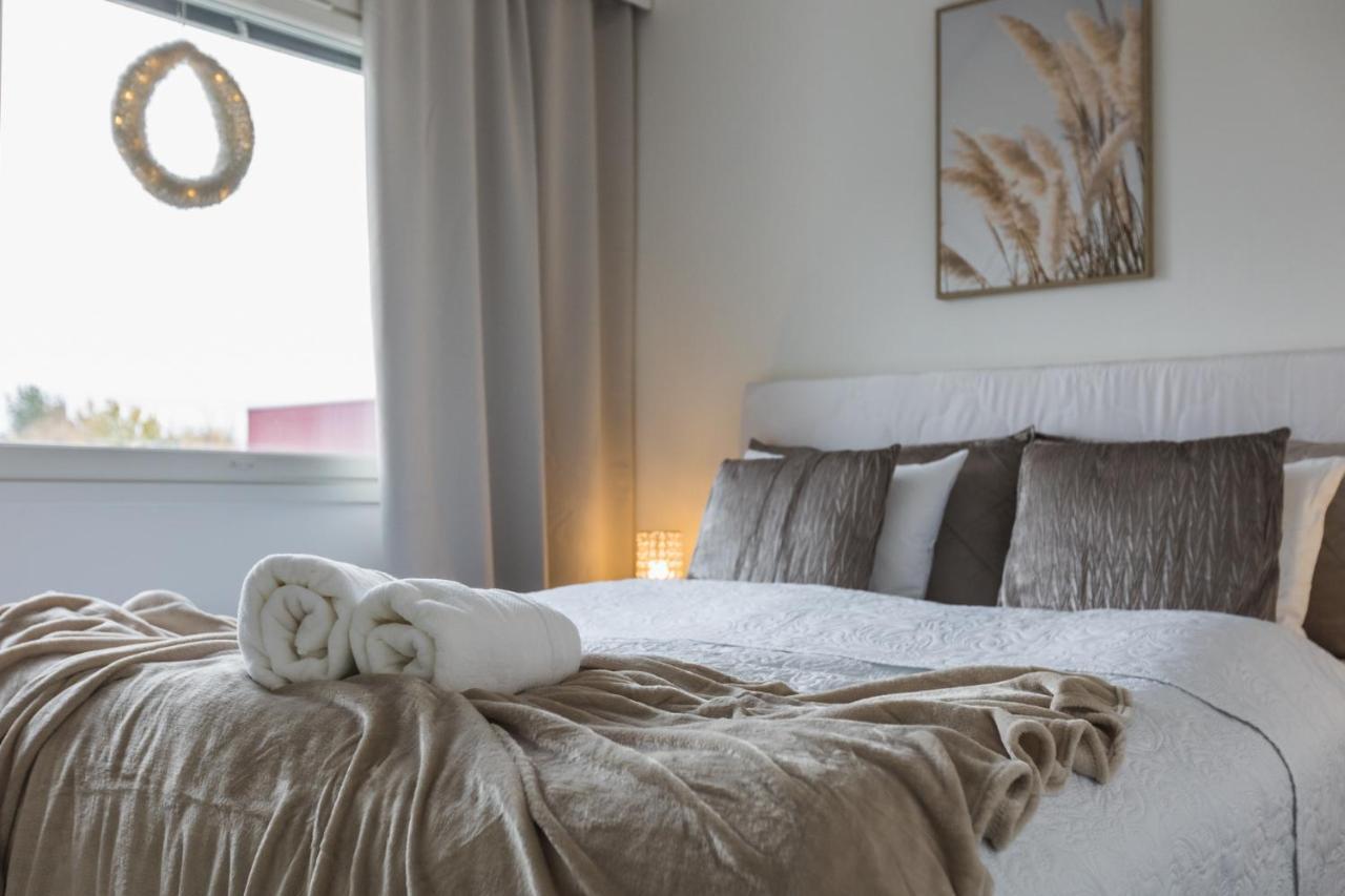 Penthouse With Sauna - King Size Bed - Free Wifi! Rovaniemi Extérieur photo